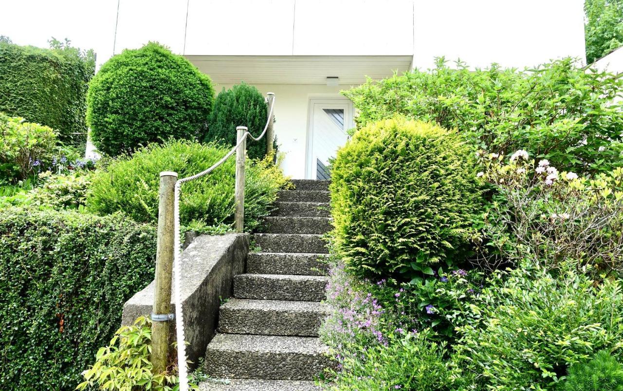 Ferienwohnung #4 mit Terrasse in zentraler dennoch ruhiger Lage - Stadtbus vor der Tür! Lindau  Exterior foto